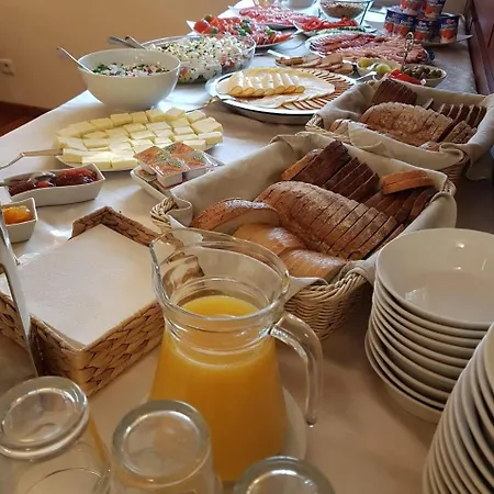 Pod Gwiazdami&spa Nocleg ze śniadaniem 3*