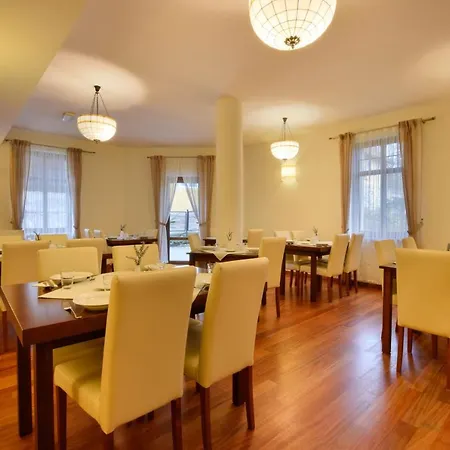 Nocleg ze śniadaniem Pod Gwiazdami&spa 3*
