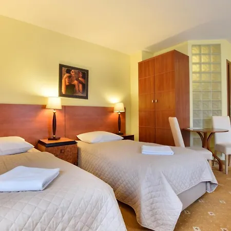 Pod Gwiazdami&spa 3* Kudowa-Zdrój