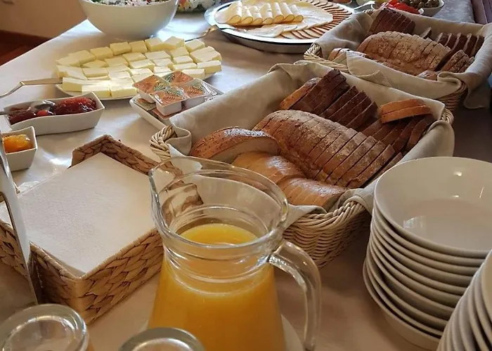 Pod Gwiazdami & Frühstückspension 3*